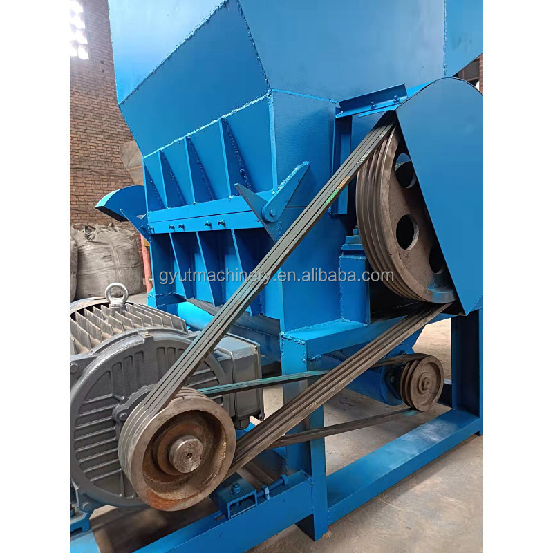 Very Durable Knives 220v Fully Automatic Coconut Shell Crusher for Wood Chips Crushing
