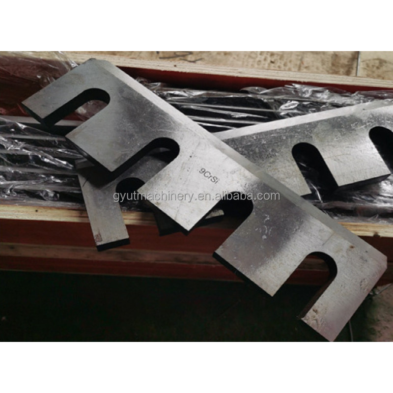 High Productivity Coconut Dehusker Shelling Machine with 220v Voltage and Crushing