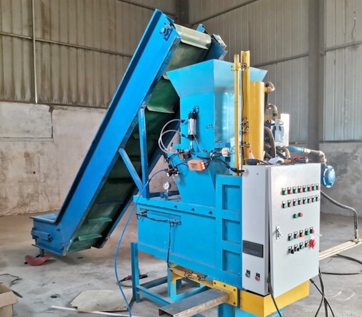 3400 L X1600 W X2100mm H Wood Shavings Bagging Machine for Durable Packaging