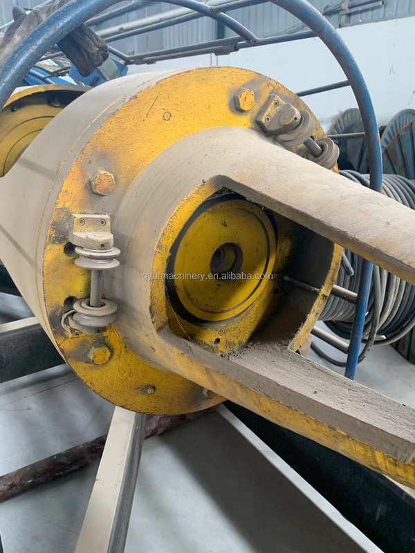 Tubular Type Stranding Machine for Steel Wire Ropes 380v Voltage and Efficiency