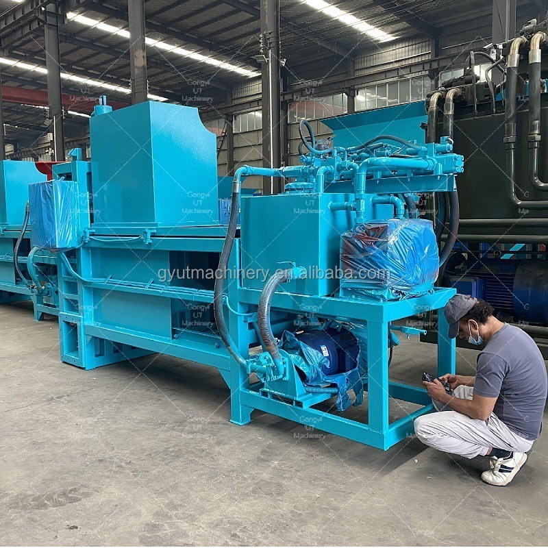 Chopped Straw Corn Silage Wood Shavings Wood Sawdust Cocopeat Baler Packaging Type Bags