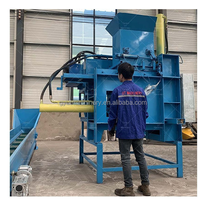 Wood Shavings Bedding Baler Bagging Packing Machine for Customized Bale Size 30x40x70cm