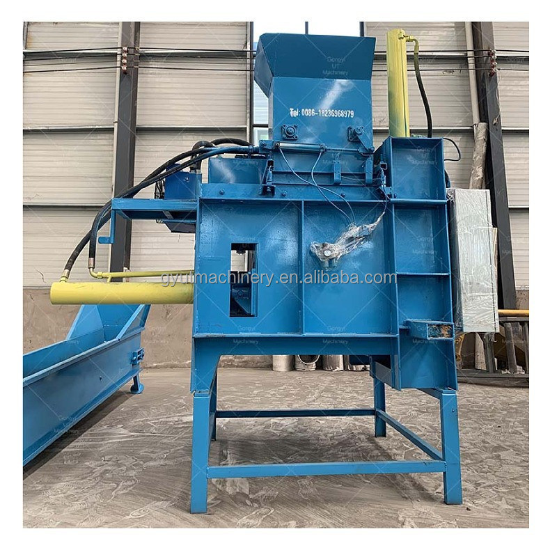 Wood Shavings Bedding Baler Bagging Packing Machine for Customized Bale Size 30x40x70cm