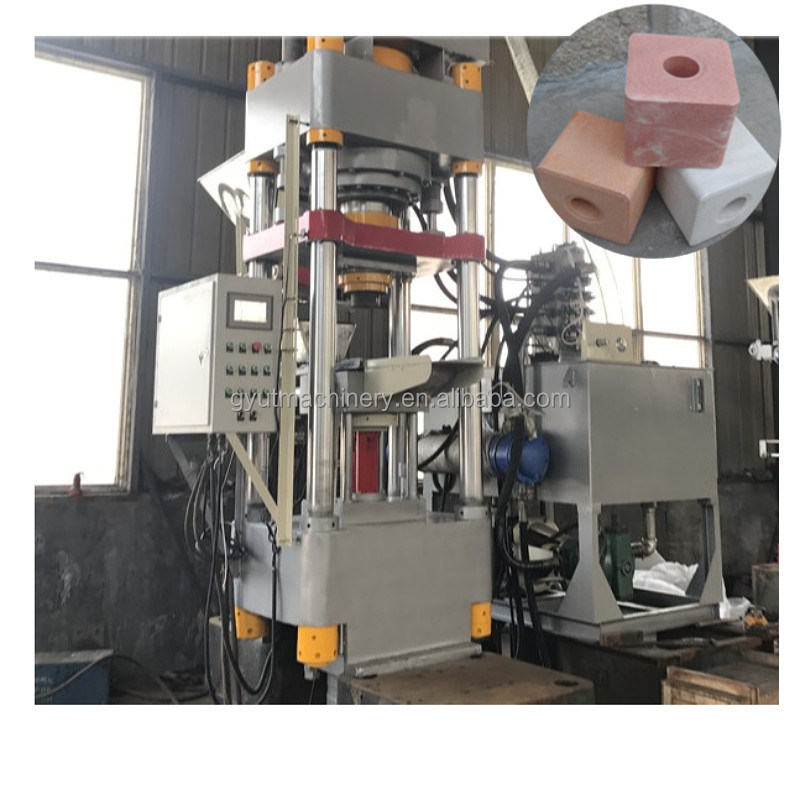 50000 UT 8 Ton/h Hydraulic Block Licking Machine for Cattle Cow Salt Lick Production