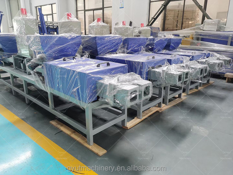 90mm*90mm Four Heads Wood Sawdust Block Making Machine with Round Hopper High Capacity