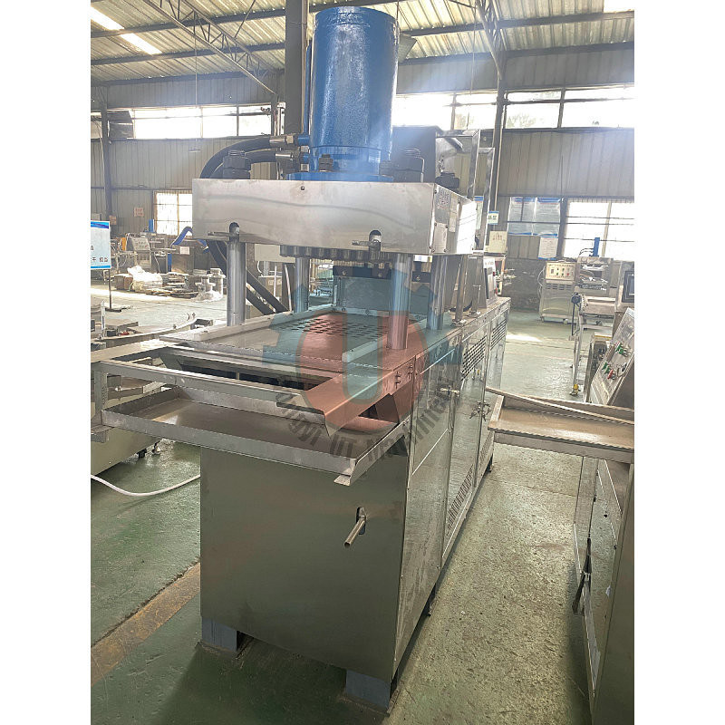 Making Sugar Block Large Scale Jaggery Cube Sugar Press Wrapping Product Line Machine