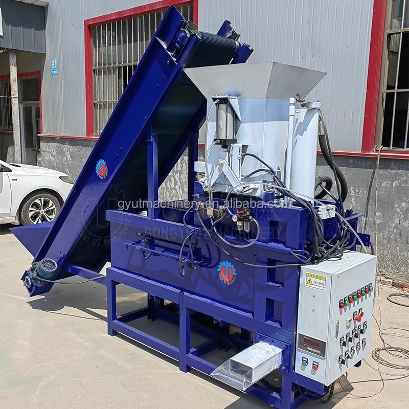 Small Animal Bedding Sawdust Baler Machine with Plastic Bags Packaging and 7.5kw Power