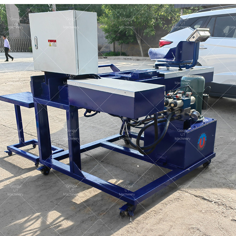 Small Animal Bedding Sawdust Baler Machine with Plastic Bags Packaging and 7.5kw Power