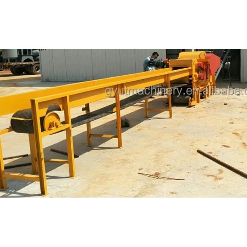 Forestry Machinery Mobile Wood Chipper Shredder Machine for Producing 3-5cm Wood Chips