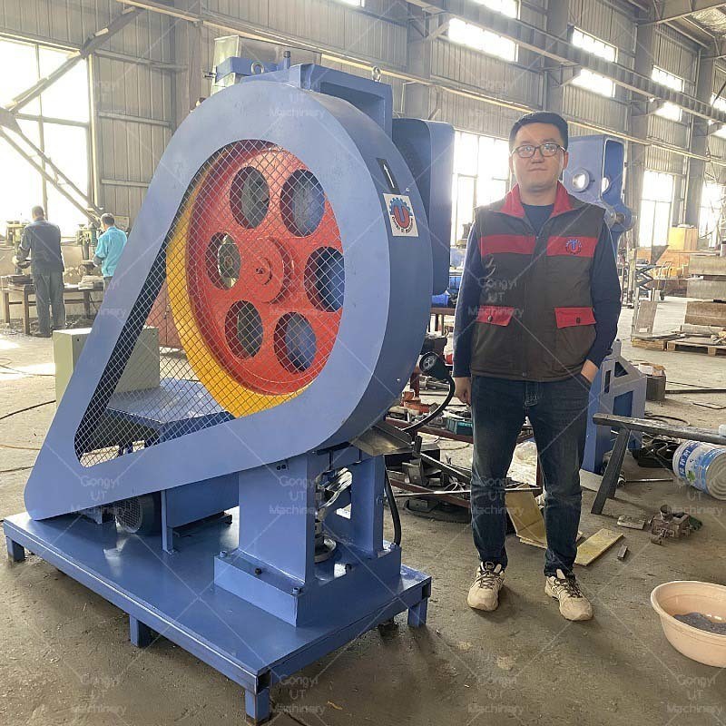 High Capacity Organic Bath Bomb Press Machine with Hot Forging Hydraulic Press in Russia