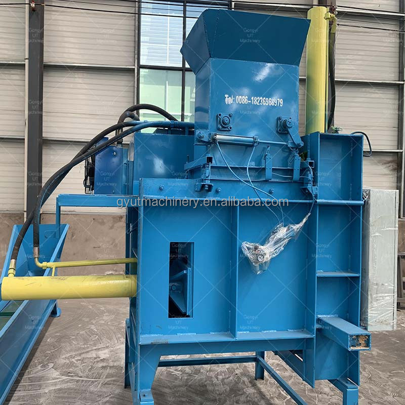 Compact Bagging Baler Press For Bale wood chips Animal bed Convenient Bale weight 1kg